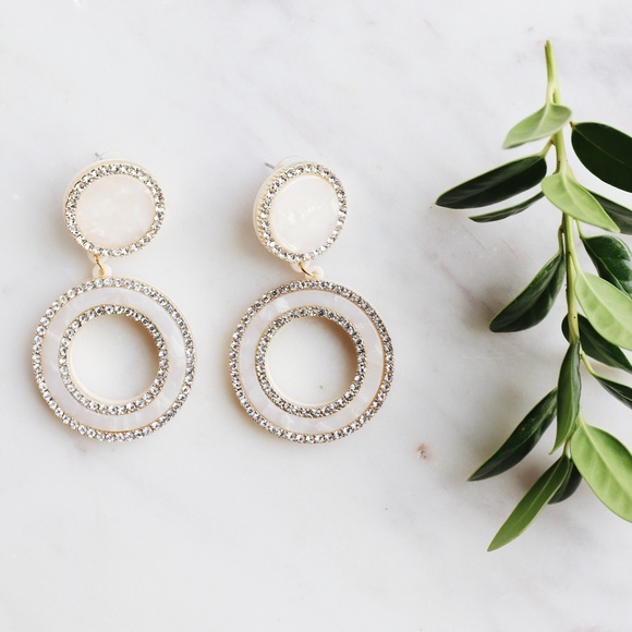 BaubleBar Buy One Get One Free Earrings! - Picture 4 of 7